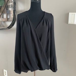 Alythea black top, long sleeves, polyester (S)